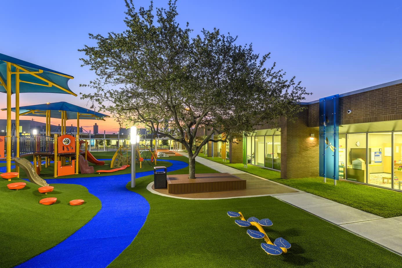 SynLawn Playground System
