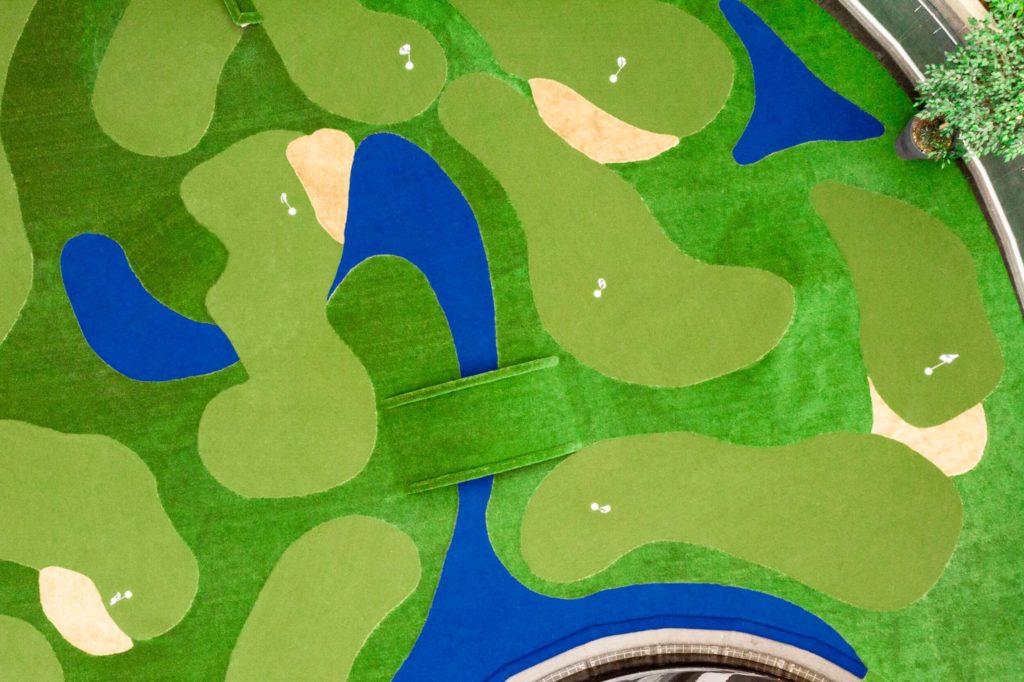 Indoor putting green installed by SYNLawn