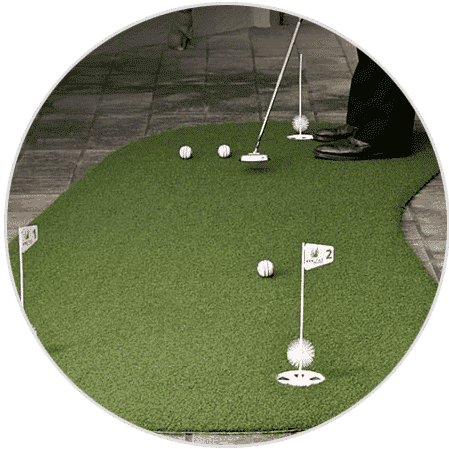 Artificial grass putting green from SYNLawn
