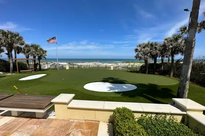 backyard putting green in Jacksonville, FL