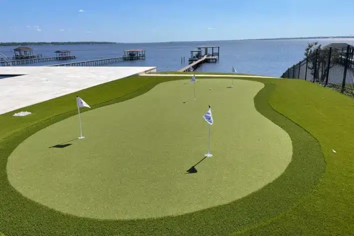 backyard putting green in Jacksonville, FL