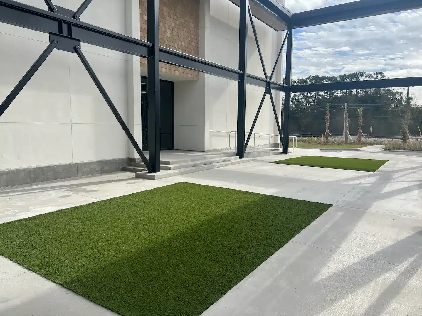 outdoor commercial lawn landscape