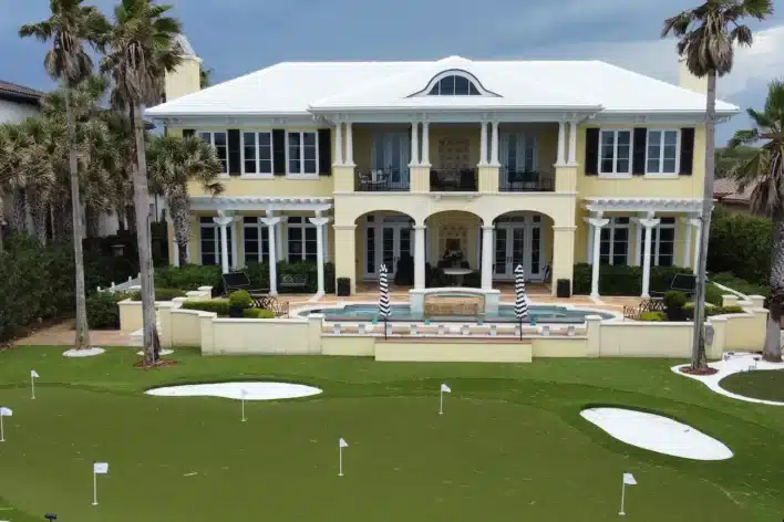 residential backyard putting green in Jacksonville, FL